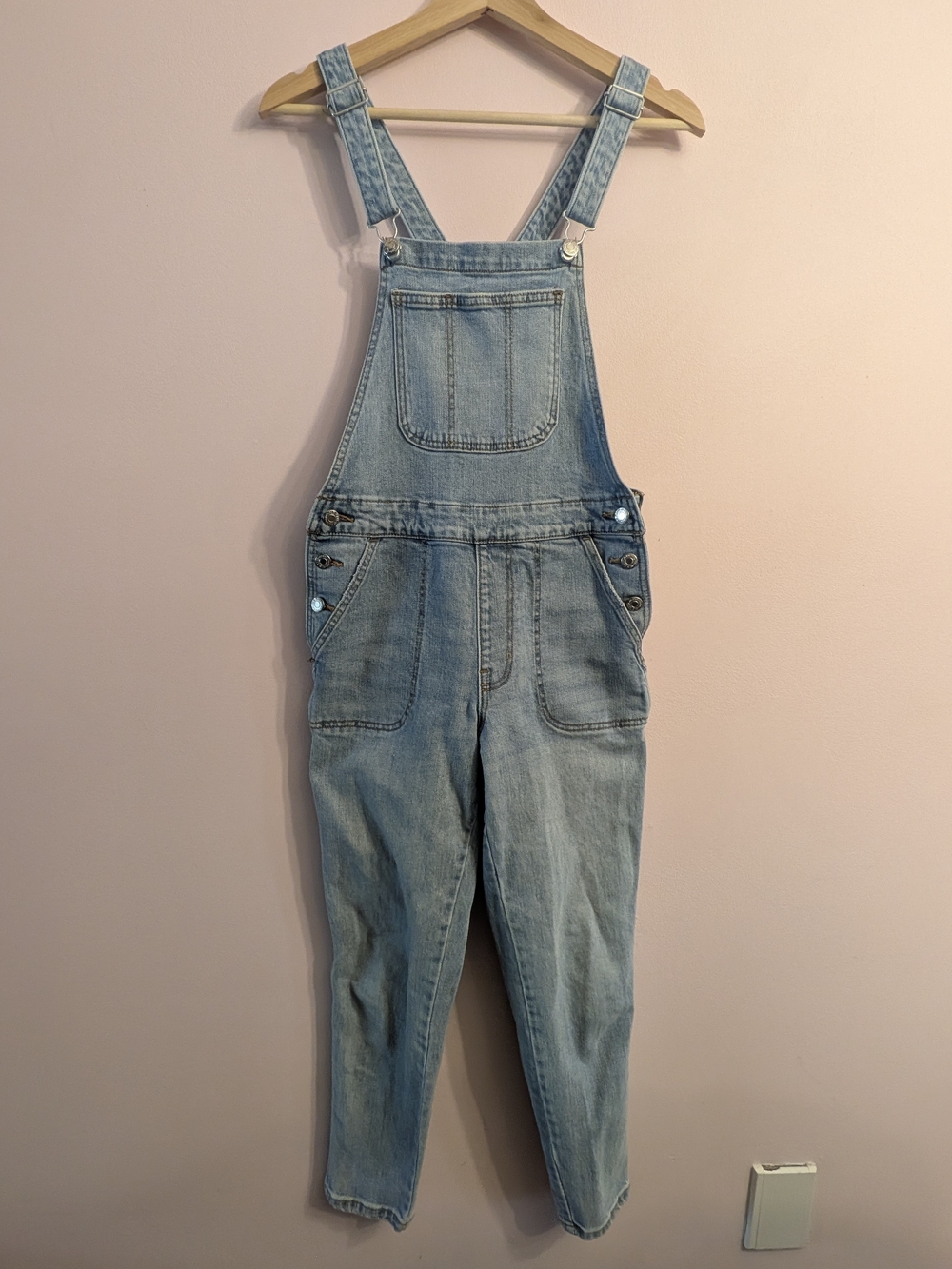 Old Navy Y2K Light Wash Denim Women's Overalls - Size 2